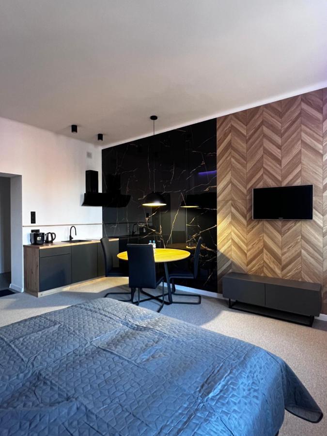 Gamler Apartments By Letrent Zyrardow Extérieur photo